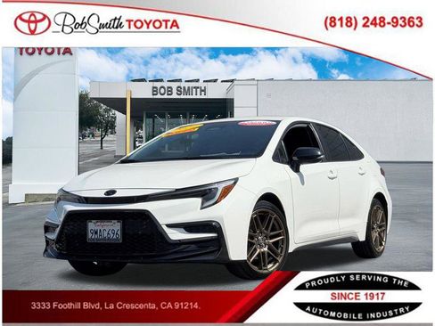 Certified 2024 Toyota Corolla SE FWD image 1
