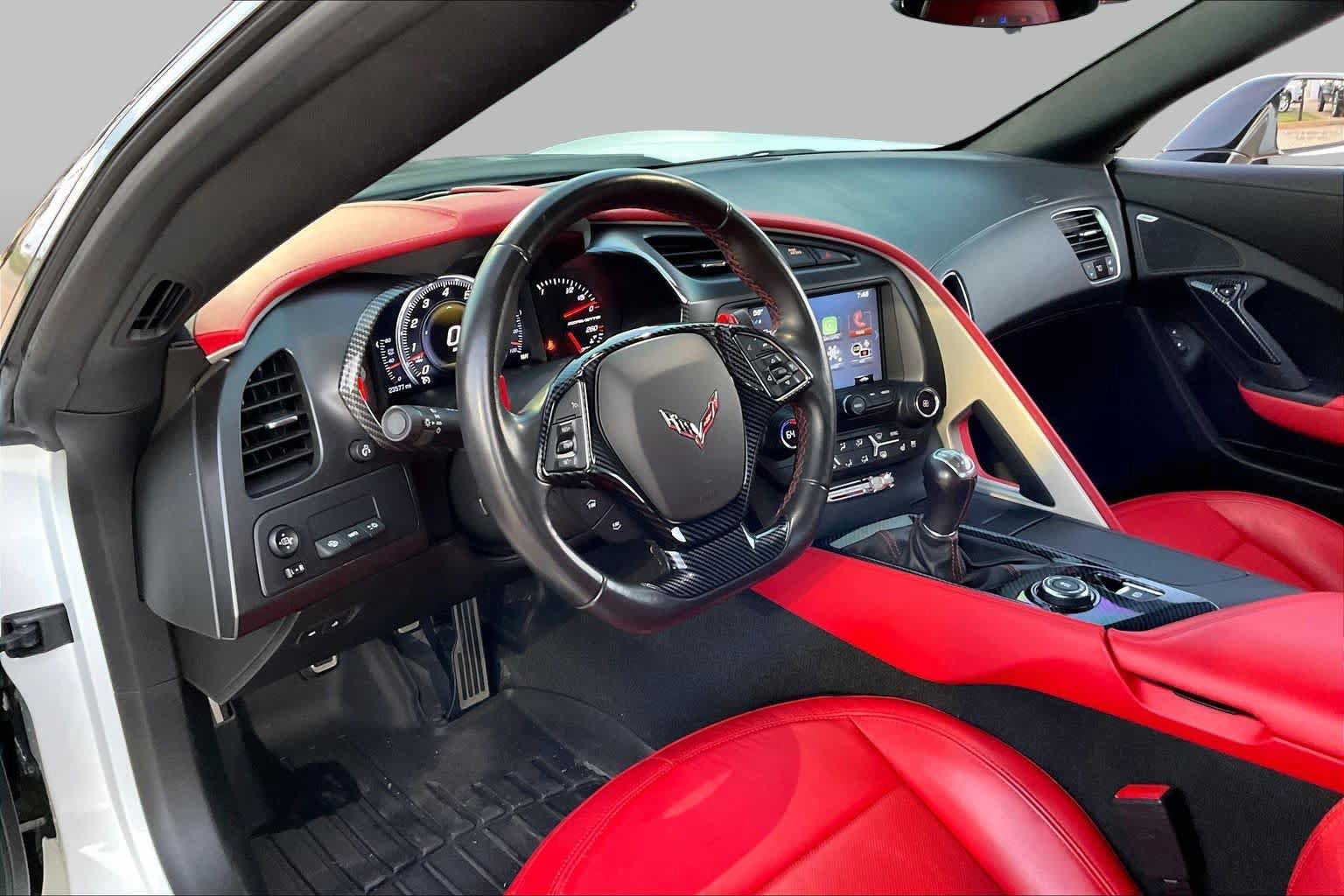 Used 2019 Chevrolet Corvette Grand Sport RWD image 17