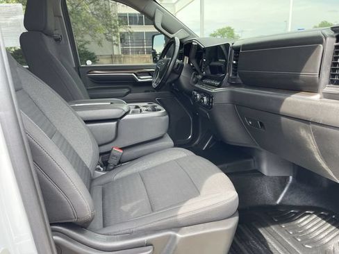 Used 2024 Chevrolet Silverado 2500 LT w/ Z71 Sport Edition AWD/4WD image 17