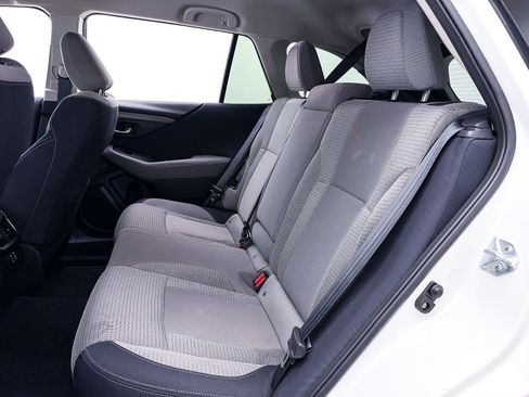 Used 2023 Subaru Outback Premium AWD/4WD image 37