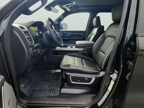 New 2026 RAM 1500 Laramie AWD/4WD image 15