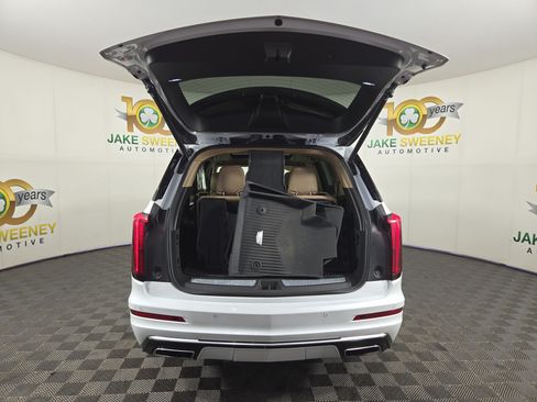 Used 2024 Cadillac XT6 Premium Luxury w/ Platinum Package AWD/4WD image 36