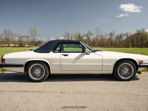 Used 1989 Jaguar XJS V12 Convertible image 15