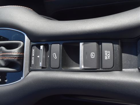 Certified 2024 Honda HR-V Sport image 23