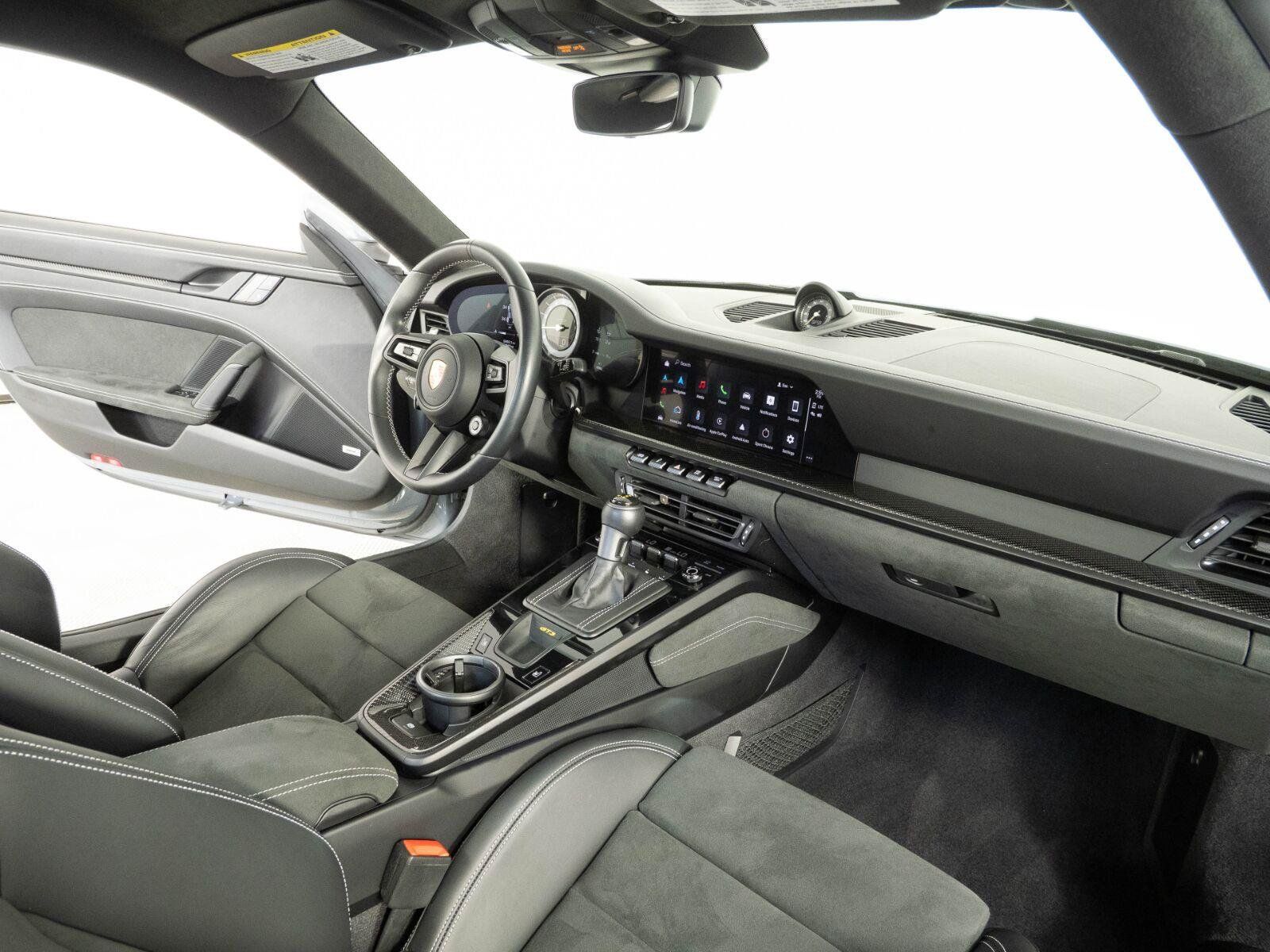 Used 2024 Porsche 911 GT3 RWD image 20
