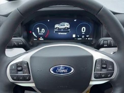 New 2026 Ford Explorer Active w/ Active Comfort Package AWD/4WD image 12