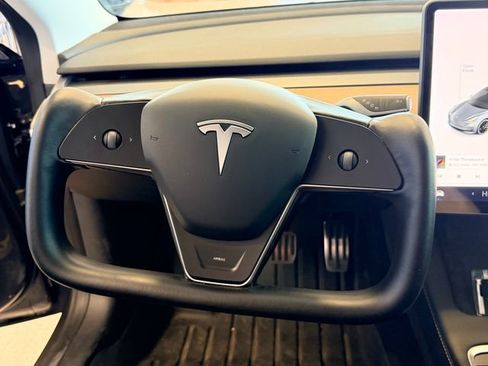Used 2022 Tesla Model 3 Long Range AWD/4WD image 15