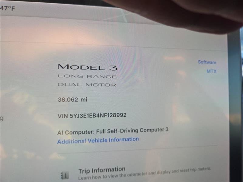 Used 2022 Tesla Model 3 Long Range AWD/4WD image 3