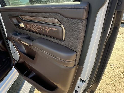 Used 2025 RAM 1500 Limited image 21