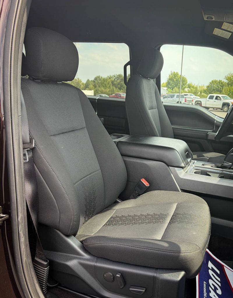 Used 2020 Ford F150 XLT w/ Equipment Group 302A Luxury AWD/4WD image 24