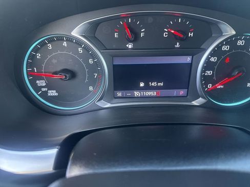 Used 2020 Chevrolet Traverse LT w/ Driver Confidence II Package AWD/4WD image 12