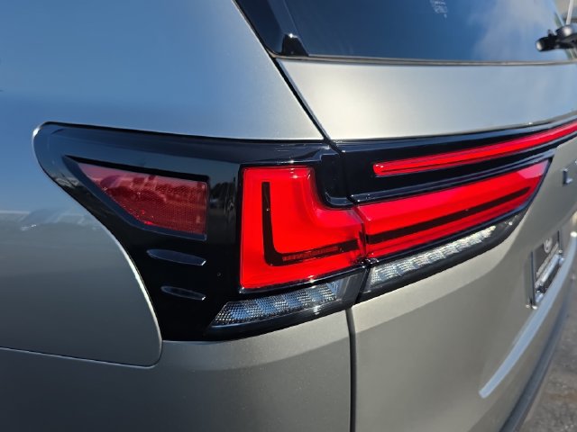 New 2026 Lexus LX 600 4WD w/ Luxury Package image 37