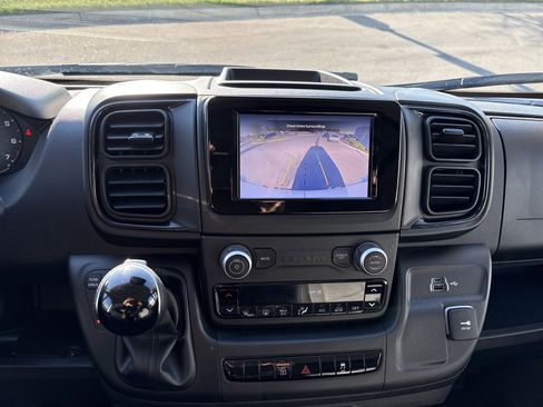 Used 2024 RAM ProMaster 3500 w/ Convenience Group image 27