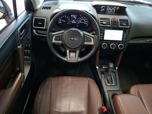 Used 2018 Subaru Forester 2.5i Touring w/ Popular Package #3B AWD/4WD image 10
