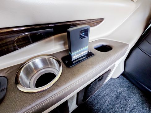 Used 2025 GMC Savana 2500 w/ Driver Convenience Package image 41