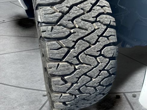Used 2022 RAM 1500 Big Horn w/ Night Edition AWD/4WD image 35