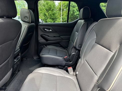 Used 2023 Chevrolet Traverse Premier w/ Redline Edition AWD/4WD image 13