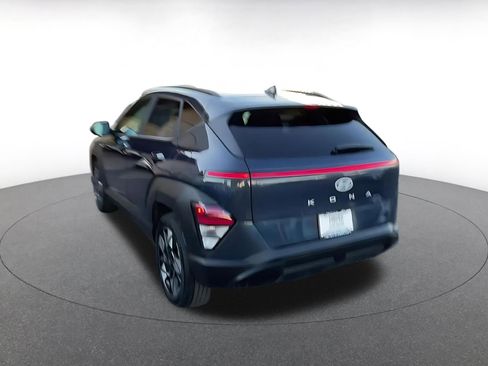 Used 2025 Hyundai Kona SEL image 11