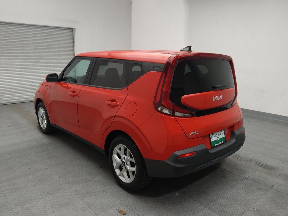 Used 2022 Kia Soul LX w/ Technology Package FWD image 5