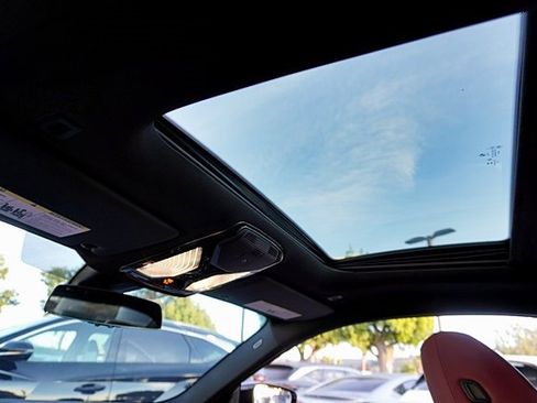 Used 2023 BMW 430i Coupe w/ M Sport Package image 24