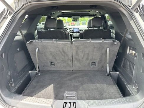 Used 2023 Ford Explorer ST-Line w/ Class IV Trailer Tow Package AWD/4WD image 11