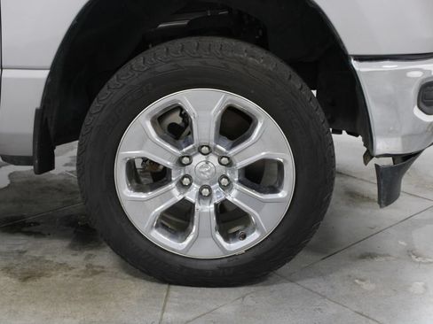 Used 2020 RAM 1500 Big Horn AWD/4WD image 13