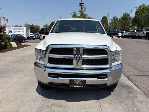 Used 2017 RAM 3500 Tradesman w/ Chrome Appearance Group AWD/4WD image 8