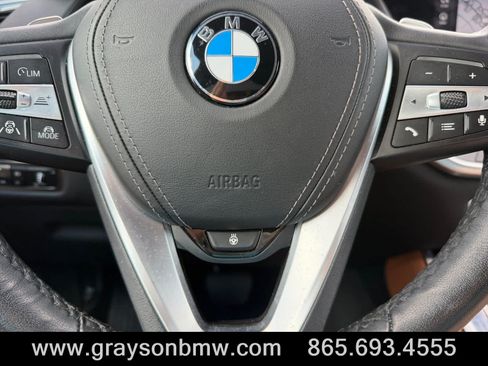 Used 2021 BMW X5 xDrive45e w/ Executive Package AWD/4WD image 28