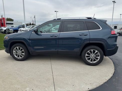 Used 2021 Jeep Cherokee Latitude Lux w/ Comfort/Convenience Group AWD/4WD image 4