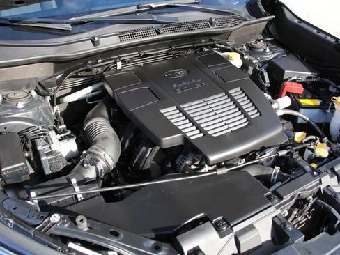Used 2023 Subaru Forester Premium AWD/4WD image 15