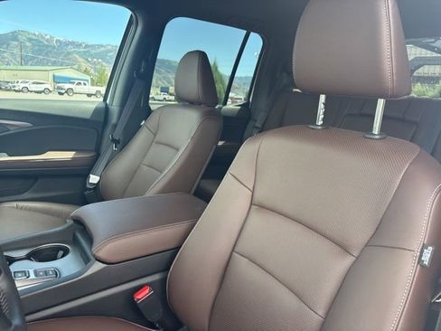 Used 2025 Honda Ridgeline RTL image 11