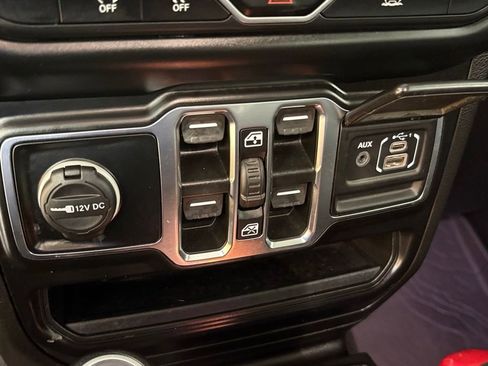 Used 2022 Jeep Gladiator Sport AWD/4WD image 27