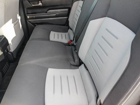 Used 2025 Toyota Tacoma TRD Sport AWD/4WD image 18