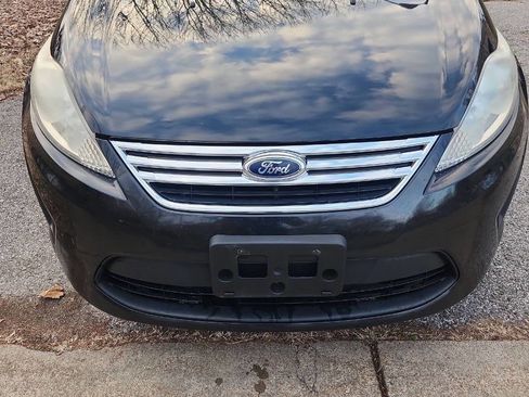 Used 2013 Ford Fiesta SE image 7