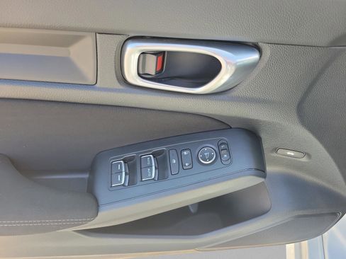 Used 2023 Honda Civic Sport image 13