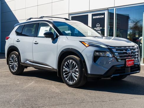 New 2026 Nissan Rogue Platinum w/ Platinum Premium Package AWD/4WD image 1