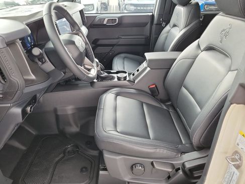 New 2026 Ford Bronco Big Bend w/ Black Diamond Package AWD/4WD image 19