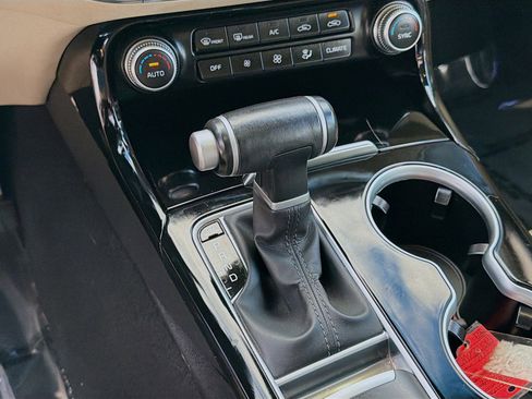 Used 2022 Kia Stinger GT-Line w/ Sun & Sound Package image 14