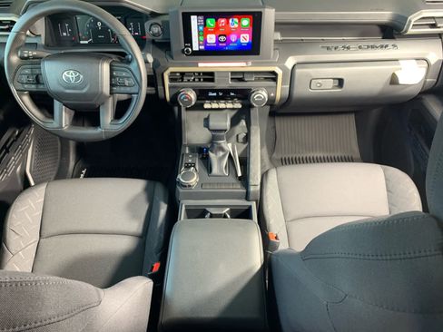 Used 2024 Toyota Tacoma SR image 11
