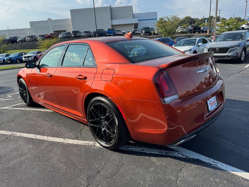 Used 2020 Chrysler 300 S w/ 300S Premium Group RWD image 5
