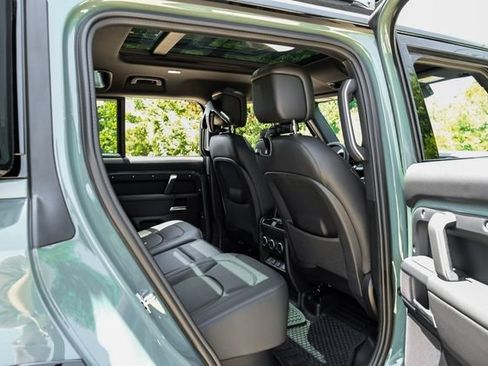 New 2026 Land Rover Defender 110 Trophy Edition AWD/4WD image 44