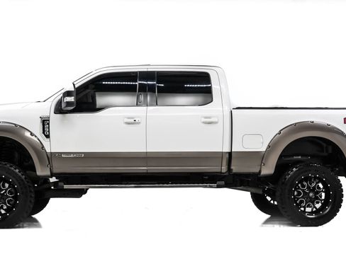 Used 2018 Ford F250 King Ranch image 7
