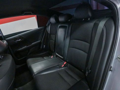 Used 2016 Honda Accord Sport image 13