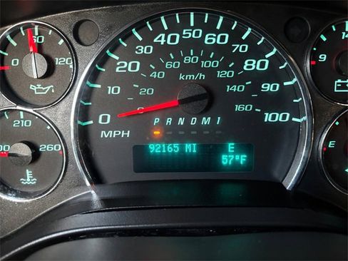 Used 2017 Chevrolet Express 3500 LT w/ LT Preferred Equipment Group image 16