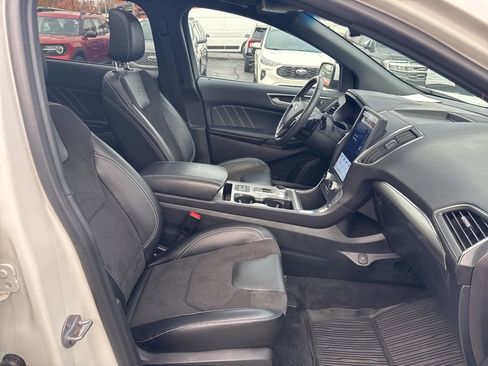 Certified 2024 Ford Edge ST w/ Equipment Group 401A image 36