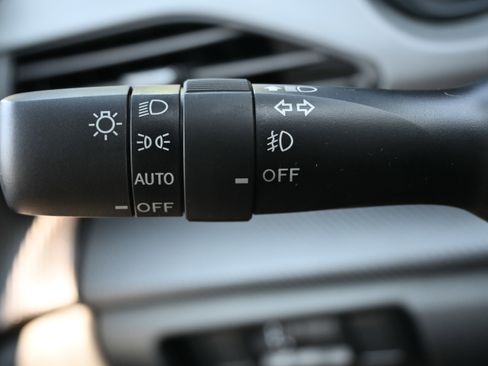 New 2025 Subaru Crosstrek 2.5i Sport w/ Popular Package #4A image 28