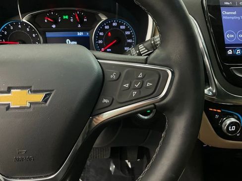 Used 2023 Chevrolet Equinox Premier FWD image 13