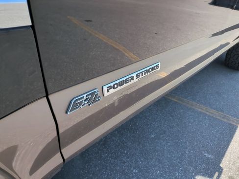 Used 2022 Ford F250 King Ranch AWD/4WD image 11