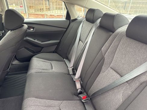 Used 2024 Honda Accord EX image 12