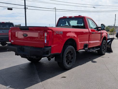 Used 2023 Ford F350 XL w/ FX4 Off-Road Package AWD/4WD image 4